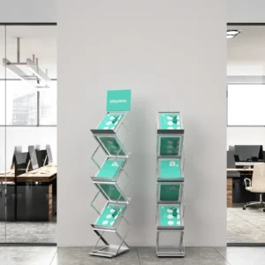 Skrajuciu-laikiklis-A4-su-reklamine-lentele