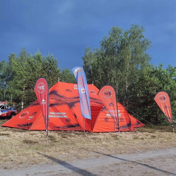 Vėliavų gamyba Flyer (reklaminės vėliavos)