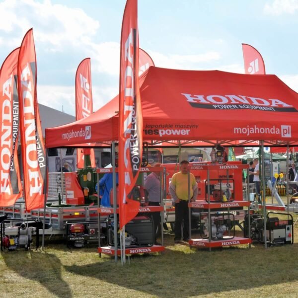 Reklamines veliavos ir prekybinės palapinės