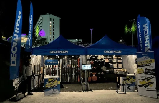 Prekybine palapine ziemos metu