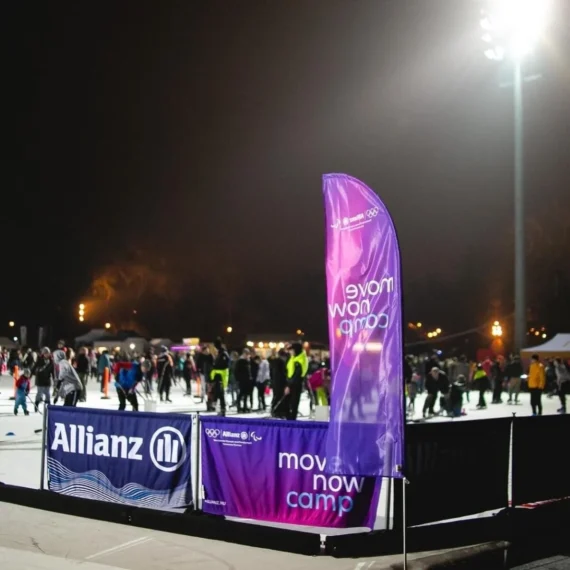 Reklaminės vėliavos komplektas Rider M (313 cm)