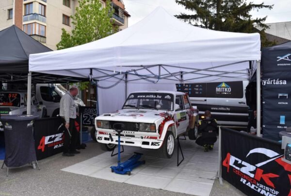 Greito surinkimo palapinė 5×5 m Octa Optima su spauda – stogas ir 3 sienos